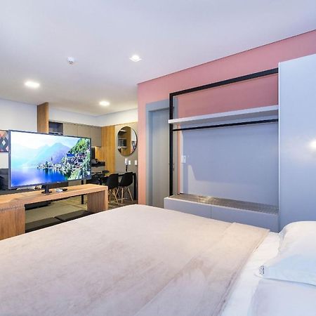 Aion Suites 204 - Compacto E Luxuoso Loft - Rooftop Com Piscina E Academia - A Poucos Passos Da Praia Бомбиняс Екстериор снимка