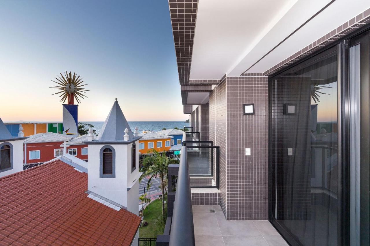 Aion Suites 204 - Compacto E Luxuoso Loft - Rooftop Com Piscina E Academia - A Poucos Passos Da Praia Бомбиняс Екстериор снимка