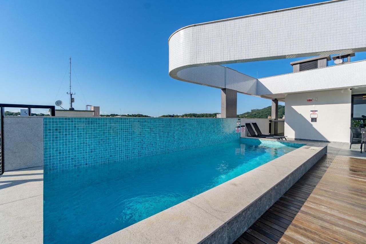 Aion Suites 204 - Compacto E Luxuoso Loft - Rooftop Com Piscina E Academia - A Poucos Passos Da Praia Бомбиняс Екстериор снимка